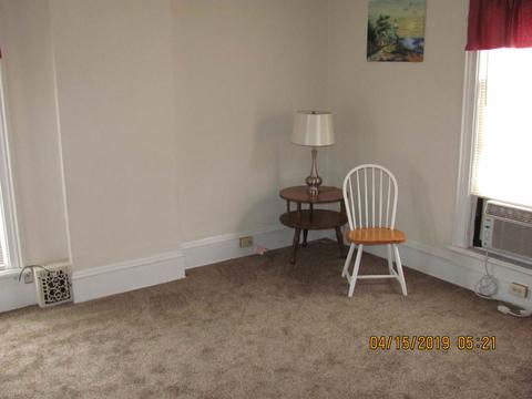 109 E North St, Morris, IL 60450 photo 7