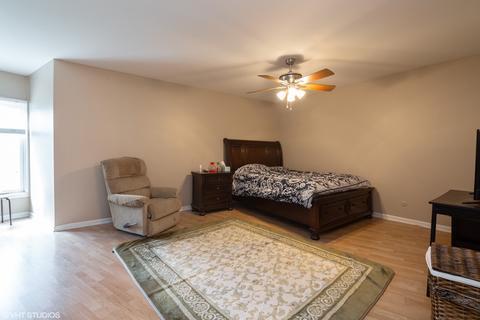 1450 Sandpebble Dr #219, Wheeling, IL 60090 photo 6