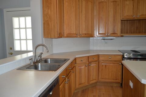 4270 Whitehall Ln, Algonquin, IL 60102 photo 4