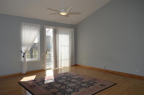 4270 Whitehall Ln, Algonquin, IL 60102 photo 7