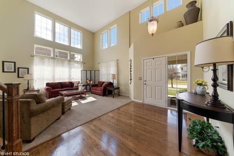 14641 Capital Dr, Plainfield, IL 60544 photo 4
