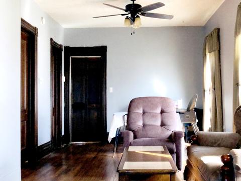 555 S State St, Elgin, IL 60123 photo 6