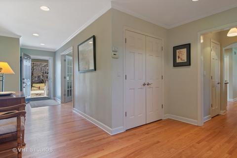 604 Westgate Rd, Deerfield, IL 60015 photo 2