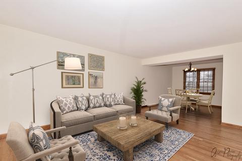10 Crows Nest Ct, Third Lake, IL 60030 photo 2