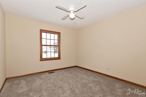 10 Crows Nest Ct, Third Lake, IL 60030 photo 14