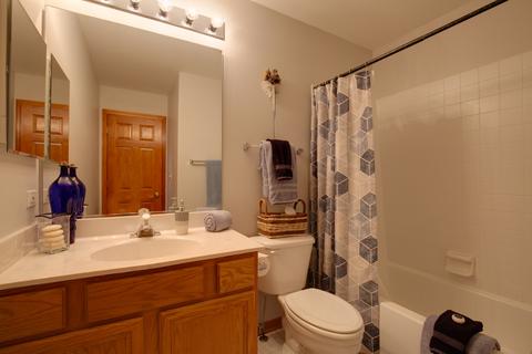 464 Willow Rd, Lakemoor, IL 60051 photo 19