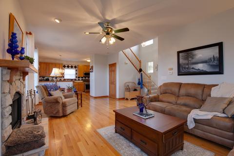 464 Willow Rd, Lakemoor, IL 60051 photo 7