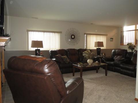 260 Switchgrass Dr, Minooka, IL 60447 photo 19