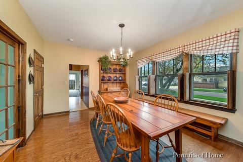 738 S 4th St, Aurora, IL 60505 photo 5