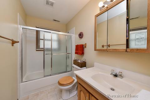 738 S 4th St, Aurora, IL 60505 photo 15