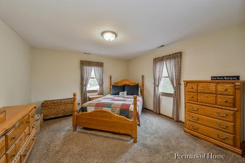 738 S 4th St, Aurora, IL 60505 photo 14