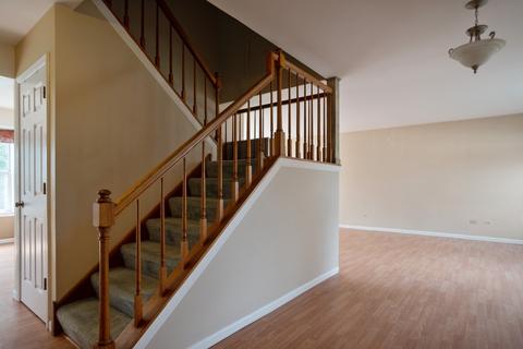 1249 Clover Ln, Hoffman Estates, IL 60192 photo 3