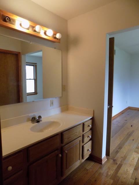 609 S Broadway St, Mchenry, IL 60050 photo 10