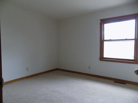 609 S Broadway St, Mchenry, IL 60050 photo 11