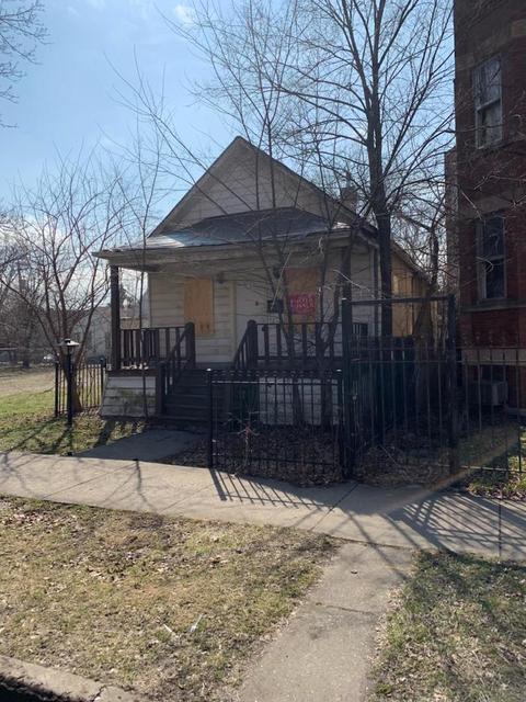 7110 S Champlain Ave, Chicago, IL 60619 photo 1