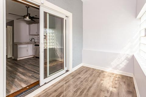 1427 E 69th Pl, Chicago, IL 60637 photo 7
