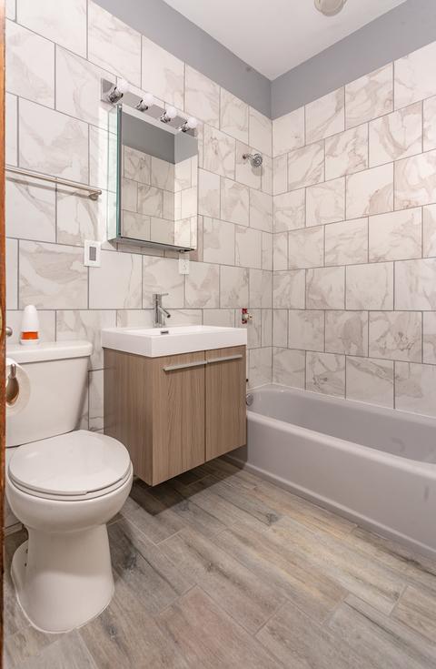 1427 E 69th Pl, Chicago, IL 60637 photo 4