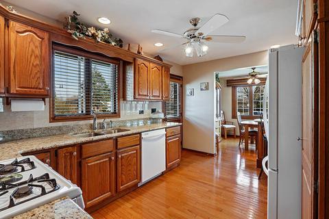 5416 128th Pl, Crestwood, IL 60445 photo 3