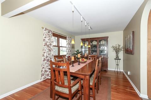 1140 Crestview Dr, Elgin, IL 60123 photo 7