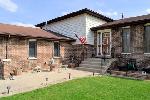 2727 E Old Post Rd, Crete, IL 60417 photo 2
