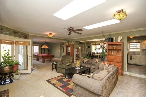 1522 E Olive St, Bloomington, IL 61701 photo 23