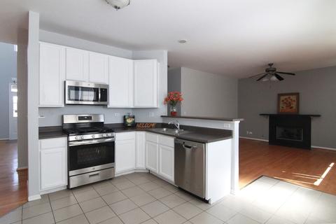 2403 Baldwin Ct, Aurora, IL 60503 photo 7