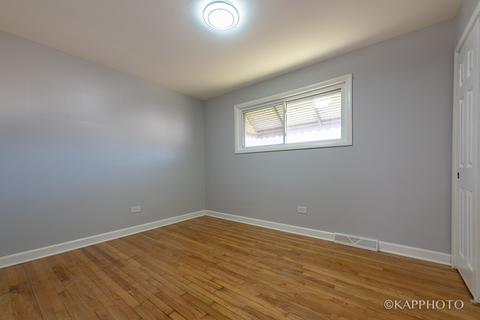 322 E 87th Pl, Chicago, IL 60619 photo 11