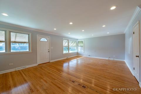 322 E 87th Pl, Chicago, IL 60619 photo 3
