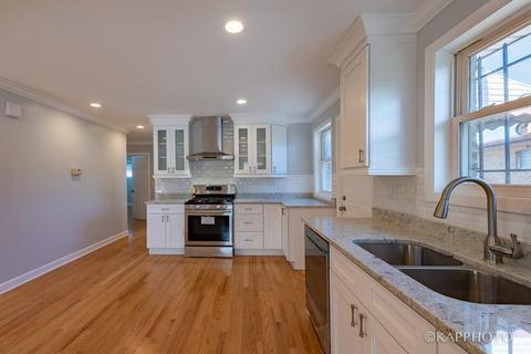 322 E 87th Pl, Chicago, IL 60619 photo 9