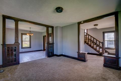 1020 E Main St, Clinton, IL 61727 photo 3