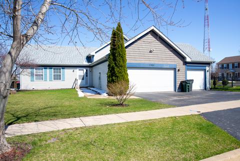 1231 Willowbrook Dr, Belvidere, IL 61008 photo 1