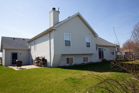 1231 Willowbrook Dr, Belvidere, IL 61008 photo 25
