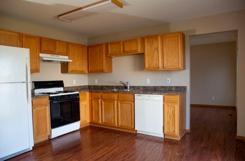 1231 Willowbrook Dr, Belvidere, IL 61008 photo 6