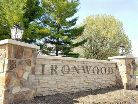 4323 Crossgate Dr, Champaign, IL 61822 photo 3