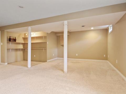 307 Clover Ct, Bloomington, IL 61704 photo 23