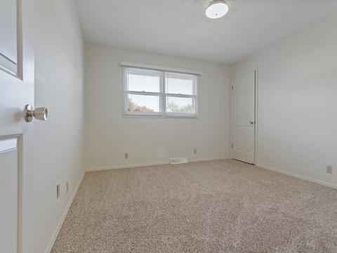2923 Capen Dr, Bloomington, IL 61704 photo 14