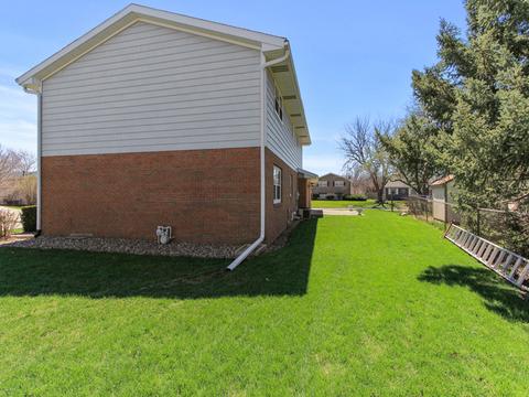 2923 Capen Dr, Bloomington, IL 61704 photo 19