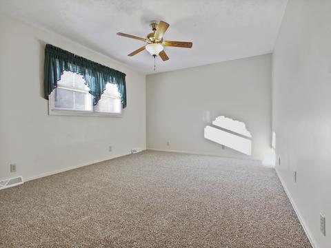 2923 Capen Dr, Bloomington, IL 61704 photo 15