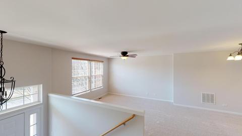 1006 Reserve Dr, Elgin, IL 60124 photo 3