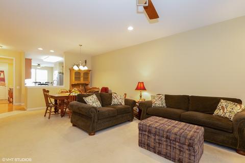 4135 Whitehall Ln, Algonquin, IL 60102 photo 7