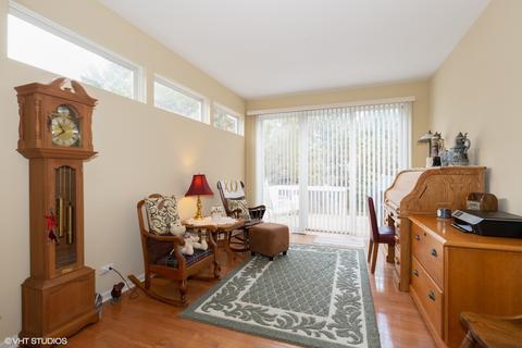 4135 Whitehall Ln, Algonquin, IL 60102 photo 9