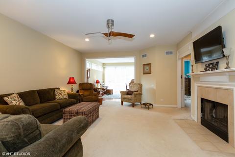 4135 Whitehall Ln, Algonquin, IL 60102 photo 8