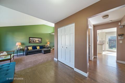267 Windsor Dr, Bartlett, IL 60103 photo 9