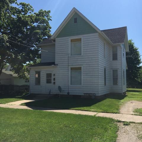 304 S Cherry St, Morrison, IL 61270 photo 1