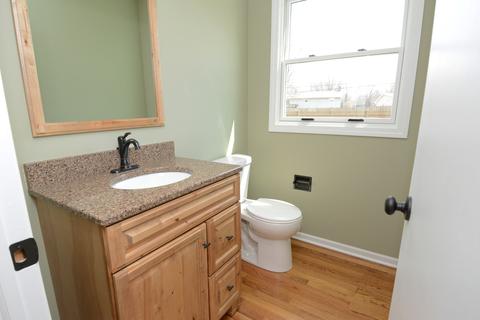 608 Stuart Dr, Carol Stream, IL 60188 photo 17
