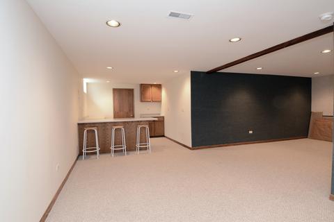 608 Stuart Dr, Carol Stream, IL 60188 photo 28