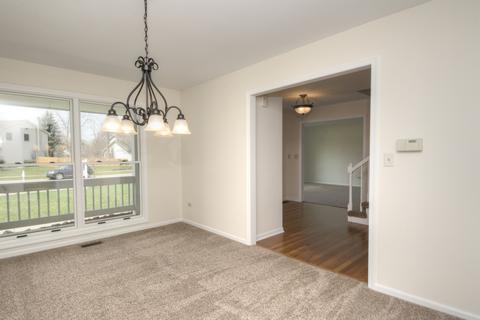 608 Stuart Dr, Carol Stream, IL 60188 photo 15