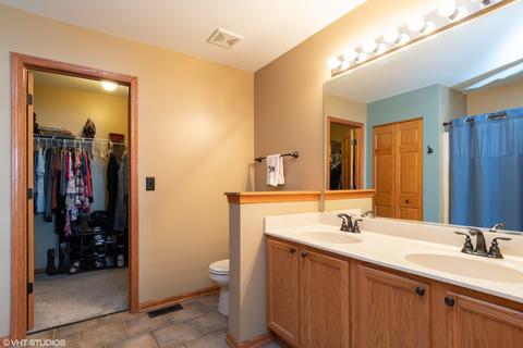 1702 Tall Oaks Dr, Plainfield, IL 60586 photo 8