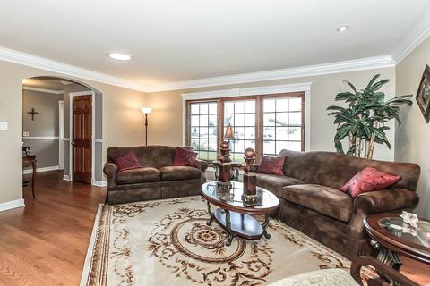 1005 Lancaster Ct, Hoffman Estates, IL 60169 photo 5