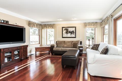 1005 Lancaster Ct, Hoffman Estates, IL 60169 photo 13